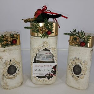 ΒΑΖΑ ΜΕ ΧΡΙΣΤΟΥΓΕΝΝΙΑΤΙΚΗ ΔΙΑΚΟΣΜΗΣΗ